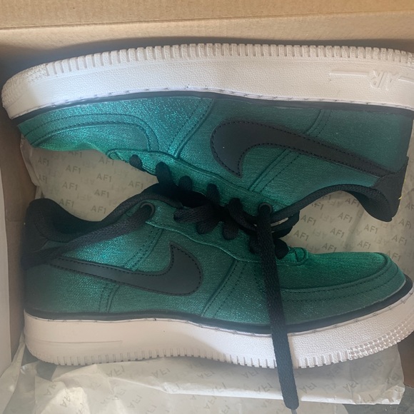 Nike Air Force 1’s - Picture 4 of 4